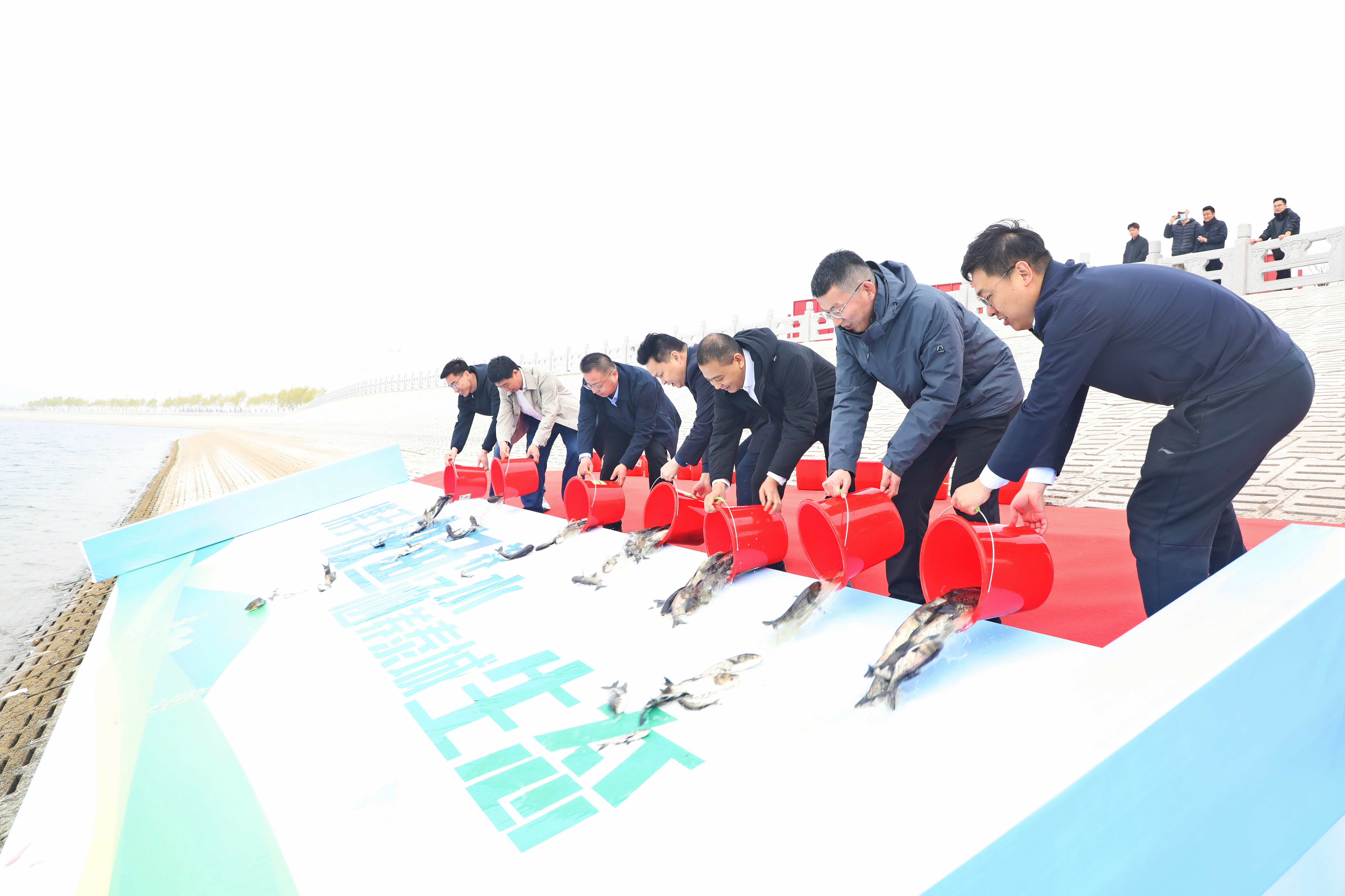 泰安市水利局联合中国铁工投资山东分公司在王家院水库开展“中国水周”主题活动(图3)