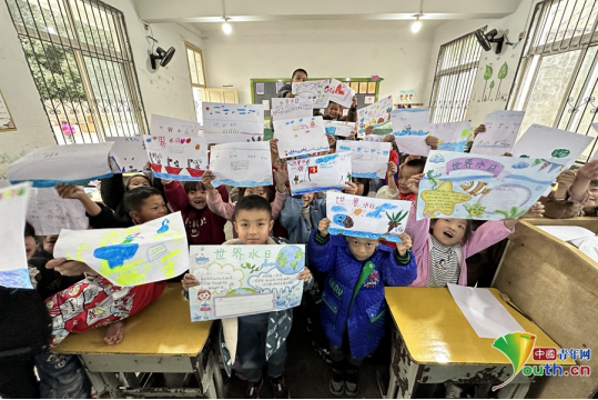 把水利知识带到贵州山区 华水研支团开展“世界水日·中国水周”系列活动(图3)